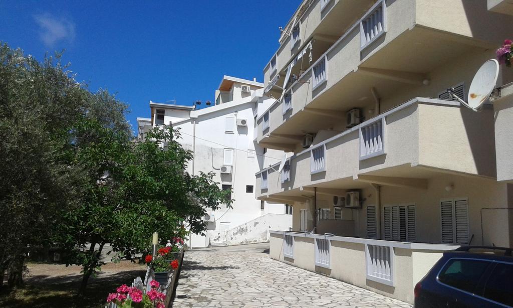 Oro Apartments Petrovac Quarto foto